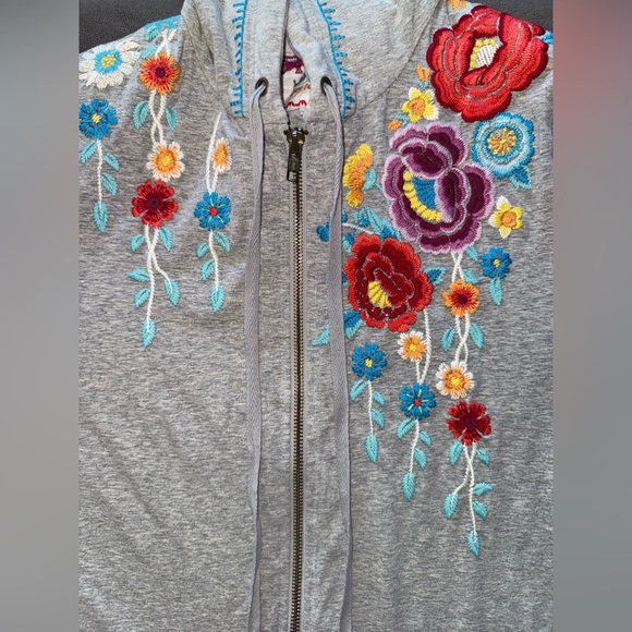 JWLA JOHNNY WAS Light Heather Gray Embroidered Floral Sleeve Zip Up Hoodie Small - Picture 5 of 12